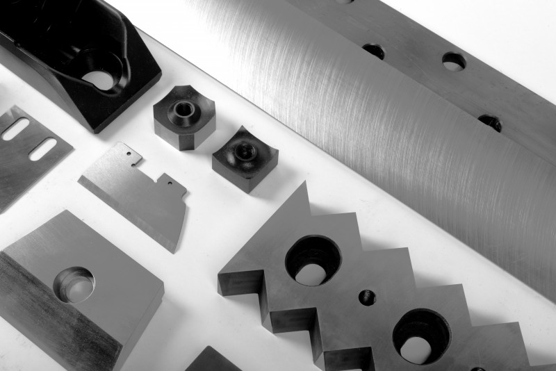 Reciclaje. Cuchillas para trituradoras y granuladoras de plásticos y metales - 